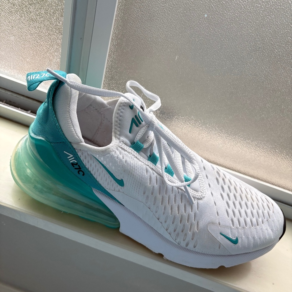Teal nike air max shoes